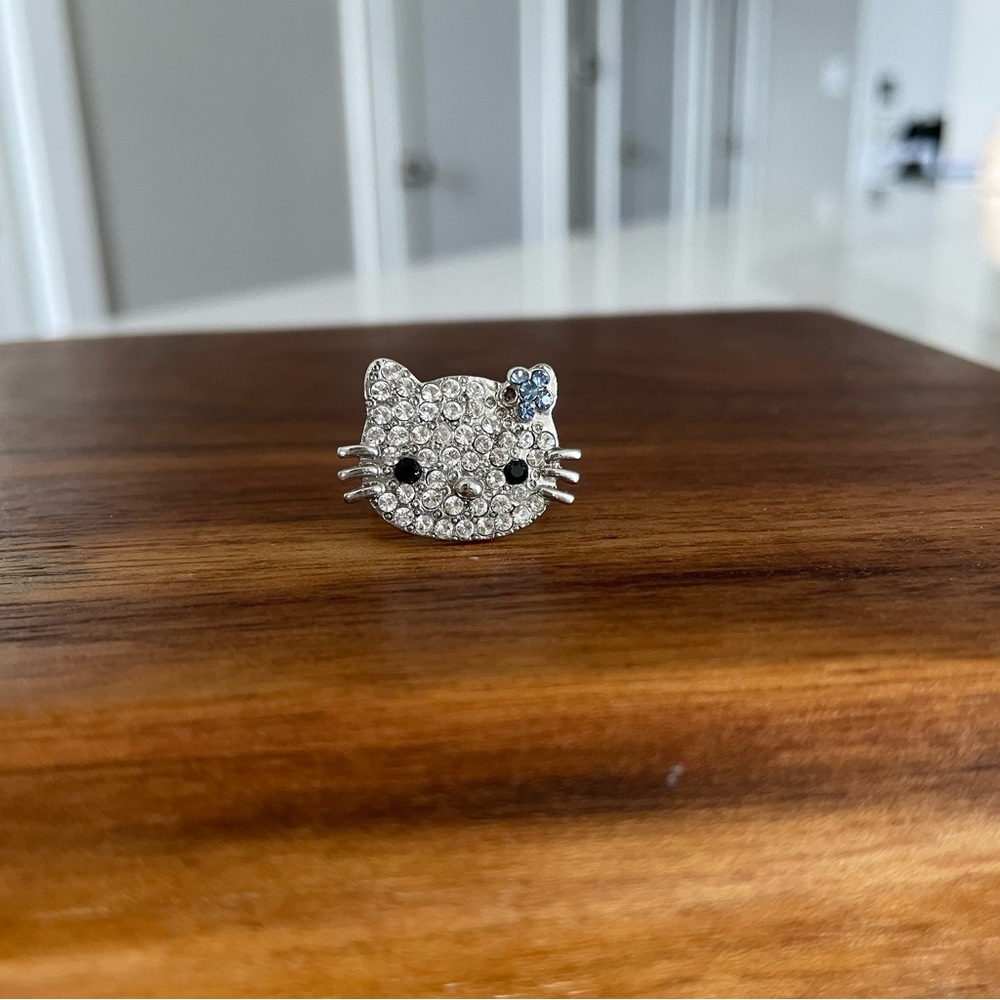 Hello Kitty Ring 🎀